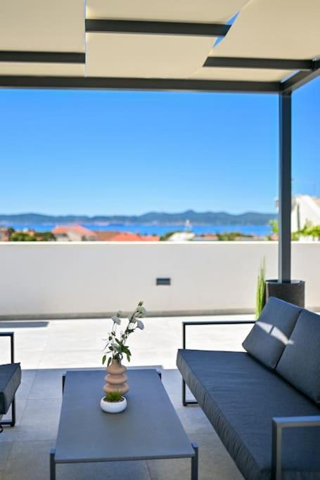 Penthouse Z Point