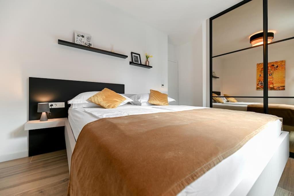 Apartament Penthouse Z Point *