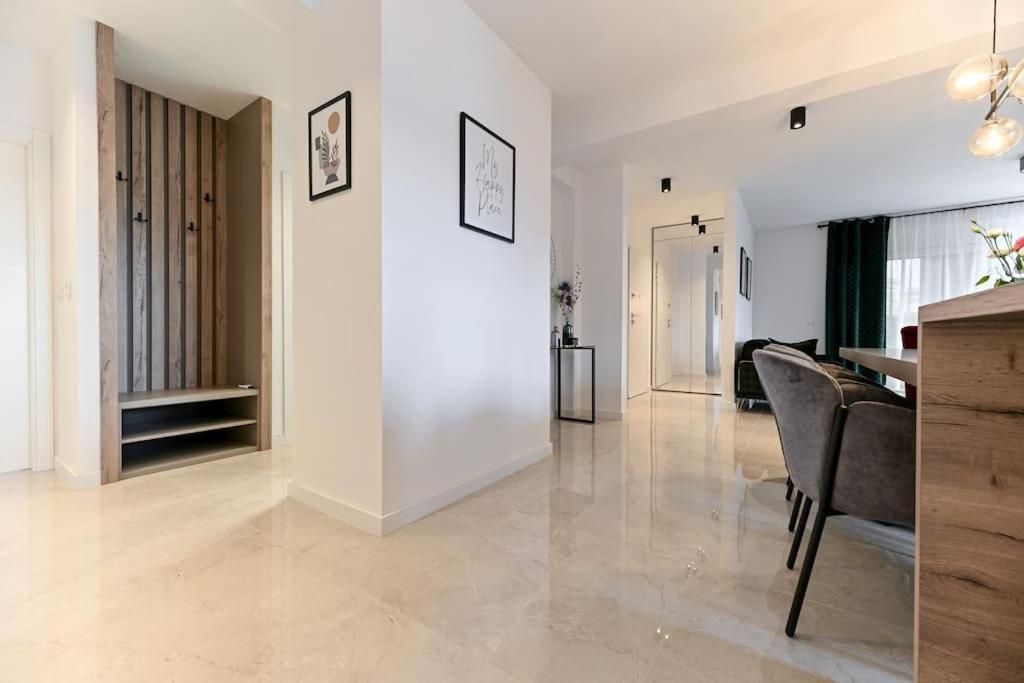 Penthouse Z Point *