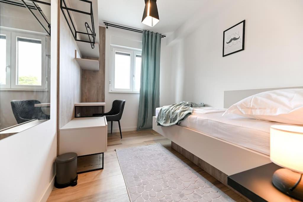 Penthouse Z Point *